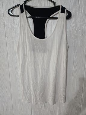 SOHO SPORT Women’s Active Athletic White And Black Tank Top Shirt Size Large